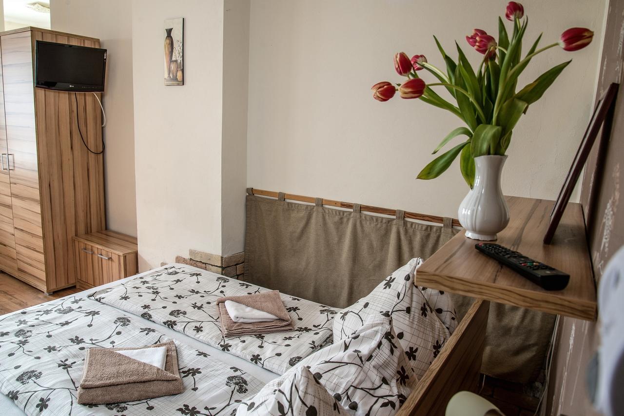 Nadasdi Haz Szekszárd Exteriör bild